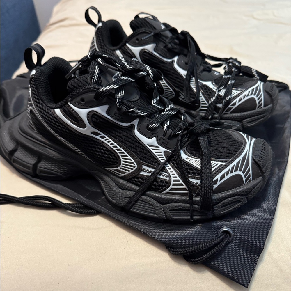 Balenciaga Black and White Men's Sneakers